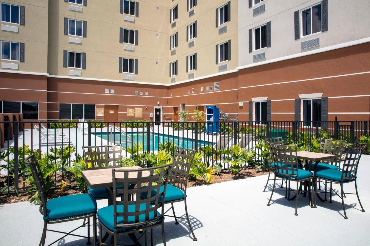 Candlewood Suites - Miami Exec Airport - Kendall By Ihg Country Walk Экстерьер фото